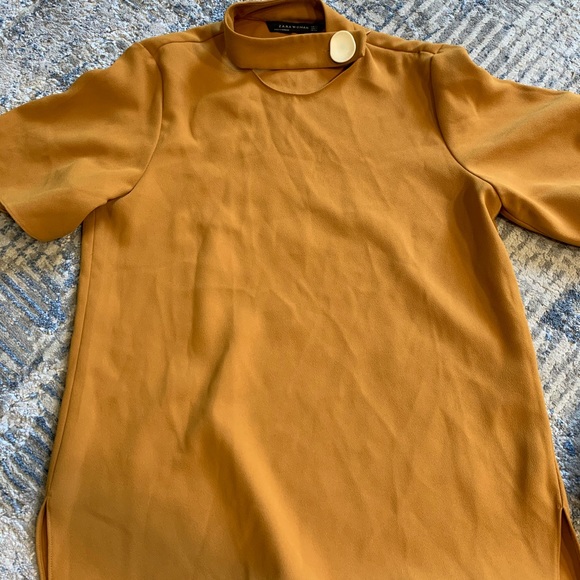 zara woman tshirt with button XS yellow - Picture 2 of 3